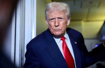 Thượng viện Mỹ thông qua nghị quyết hủy bỏ phần lớn các mức thuế của ông Trump