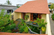 Nhà ống Huế chống lụt như pháo đài kiên cố từ vật liệu tái chế, tiết kiệm chi phí