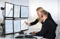 Khối ngoại quay ra mua ròng hơn 240 tỷ đồng trong phiên đáo hạn phái sinh ngày 20/11