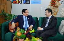 Thủ tướng Phạm Minh Chính gặp Thủ tướng Singapore