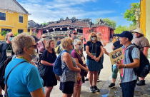 Khách quốc tế đến Việt Nam lập kỷ lục mới, đạt gần 19,15 triệu lượt