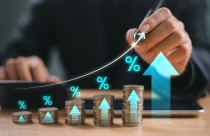 12 tháng biến động lãi suất 2025: Điều gì bất ngờ nhất với người gửi tiết kiệm?