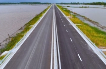 Bất động sản 24h: Cao tốc Cần Thơ - Cà Mau dài hơn 110km chính thức thông xe