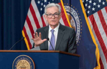Fed giữ nguyên lãi suất trong cuộc họp đầu tiên năm 2026