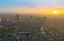 Khi vàng, chứng khoán và tiền số liên tục biến động, bất động sản vẫn giữ vai trò kênh đầu tư “ăn chắc mặc bền”