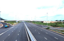 Chưa thể khai thác đường cao tốc Biên Hòa - Vũng Tàu trong dịp tết