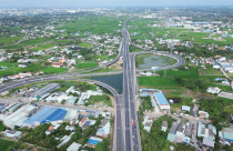 Từ cửa ngõ phát triển năng động đến trung tâm kết nối chiến lược