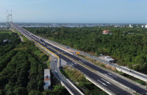 Khi đường cao tốc giúp Đồng bằng sông Cửu Long 'cất cánh'