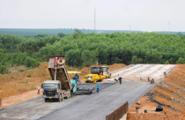 Tăng cường giải pháp quản lý, bình ổn giá vật liệu, tháo gỡ khó khăn cho các công trình giao thông