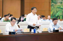 Kiên định mục tiêu tăng trưởng hai con số, tạo nền tảng phát triển bền vững giai đoạn mới