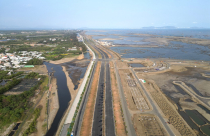 Cổ đông Vinhomes sắp nhận “mưa” tiền mặt gần 1 tỷ USD?