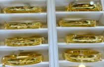 Giá vàng phục hồi tuần thứ 2 liên tiếp, nhưng người mua từ đỉnh vẫn lỗ gần 20 triệu đồng/lượng