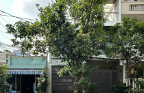 Giải mã nhà ống Tây Bắc TP.HCM hạ nhiệt bằng những khoảng thở và trục ánh sáng