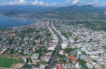 Họp bàn về việc triển khai các dự án khu công nghiệp quy mô lớn, lãnh đạo tỉnh Khánh Hòa chỉ đạo gì?