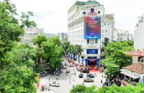 22 nhà đầu tư chi 10.000 tỷ đồng mua cổ phiếu Ngân hàng NCB
