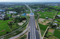 Nóng trong tuần: Tây Ninh chốt bảng giá đất trung tâm mới, chi trả bồi thường siêu dự án Vành đai 4 hơn 120.000 tỷ
