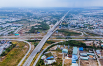 Bất động sản 24h: 9 khu vực tại Tây Ninh chuẩn bị lên phường, chốt phương án chọn nhà đầu tư cao tốc TP.HCM - Mộc Bài.