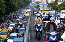 Tăng cầu, thêm đường để giảm kẹt xe: Tận dụng quỹ đất để thu hút đầu tư