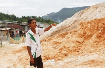 Rời bỏ khu tái định cư