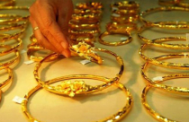 Điểm tin sáng: Đầu tuần, giá vàng, USD đều tăng