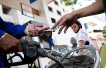 Điểm tin sáng: Xăng có thể tăng mạnh trong hôm nay