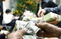 DN vay ngoại tệ: Không nên “tham bát, bỏ mâm”