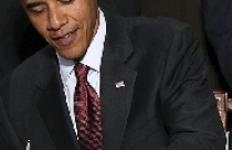 Mỹ chấp thuận dành 34 tỷ USD cứu 2,5 triệu người thất nghiệp 