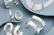 Xuất hiện sàn bạc giống sàn vàng