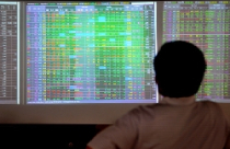 Cổ phiếu tiếp đà tăng, giá trị giao dịch nhảy vọt 