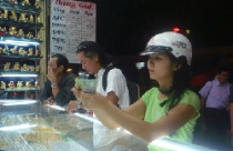 Người dân “không ngại” vàng nhái 