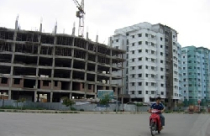 Thị trường bất động sản: Siết chặt hay nới lỏng? 