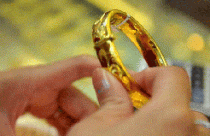 Đóng dấu hợp chuẩn chất lượng để chống vàng giả