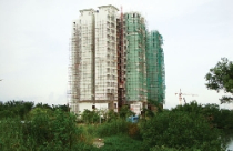 Vùng ven: căn hộ có tín hiệu khả quan, đất nền ế