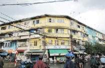 Vướng chuyện bồi thường tầng trệt, tầng trên 