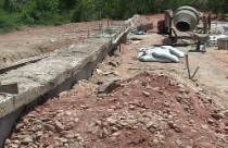 Đổ bê tông bằng... đất sét 