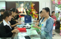 Vàng nhích lên mốc 30 triệu đồng/lượng 