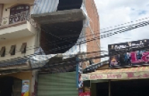 Công trình tạm được xây năm tầng 