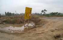 Đất phía Tây Hà Nội: Kẻ e dè, người vồ vập 