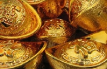 Giá vàng vọt lên mức cao chưa từng có 