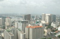 Nhà cao tầng ở trung tâm và bài toán kẹt xe 