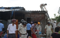 Dân xây nhà trái phép, chờ đền bù