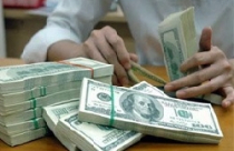 Giá USD tiến sát 20.000 đồng, vàng bám trụ mốc 33,1 triệu đồng/lượng