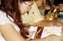 Giá vàng lập kỷ lục mới, USD vọt lên 20.450 đồng