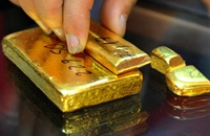 Giá vàng tiến sát 33 triệu đồng