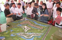 Khởi công dự án sân golf An Phú 