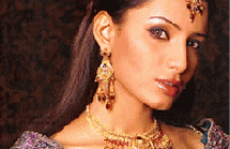 USD tự do chạm ngưỡng 20.500 đồng, vàng điều chỉnh giảm nhẹ 