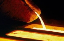 Đồng USD đi lên, giá vàng đi xuống 