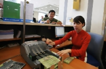 Ồ ạt tăng lãi suất khoản vay đầu tư chứng khoán