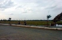 Giới đầu tư BĐS gom dự án chờ thời 