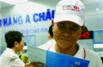 Làm sao để hạ lãi suất tiền đồng? 